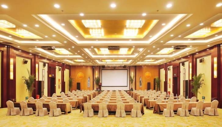 建設(shè)多功能廳會議系統(tǒng)方案建議